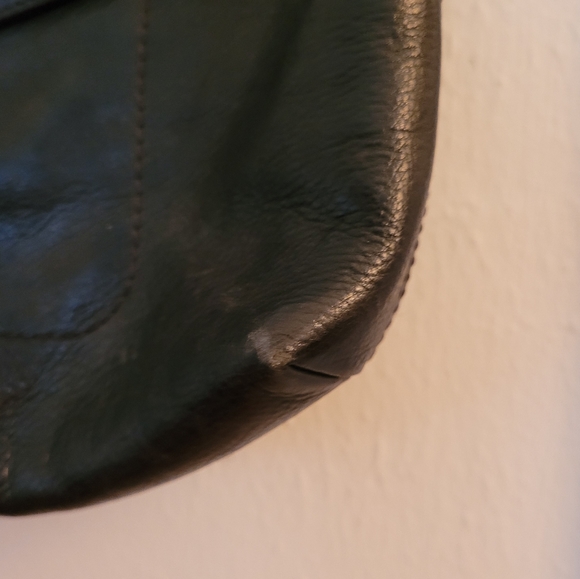 Kate Spade Black Leather Cossbody - Picture 13 of 14